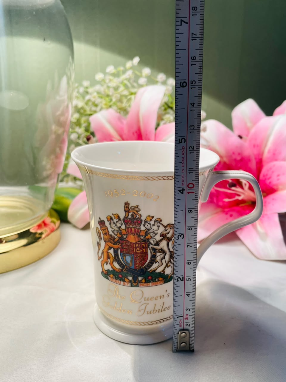 Dunoon Queen’s Golden Jubilee 1952–2002 Fine Bone China Mug England Approx. 12 cm