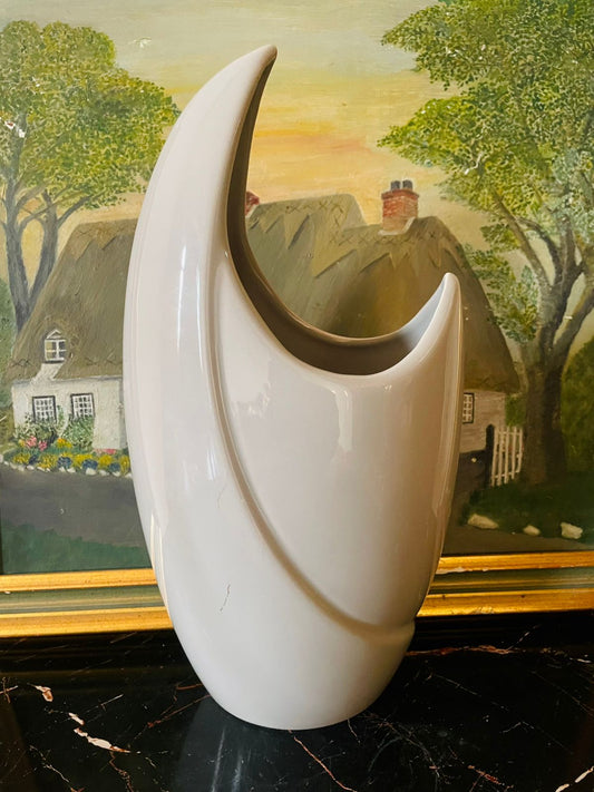 Modern Abstract Moon Vase – Grey Ceramic Minimalist Decor