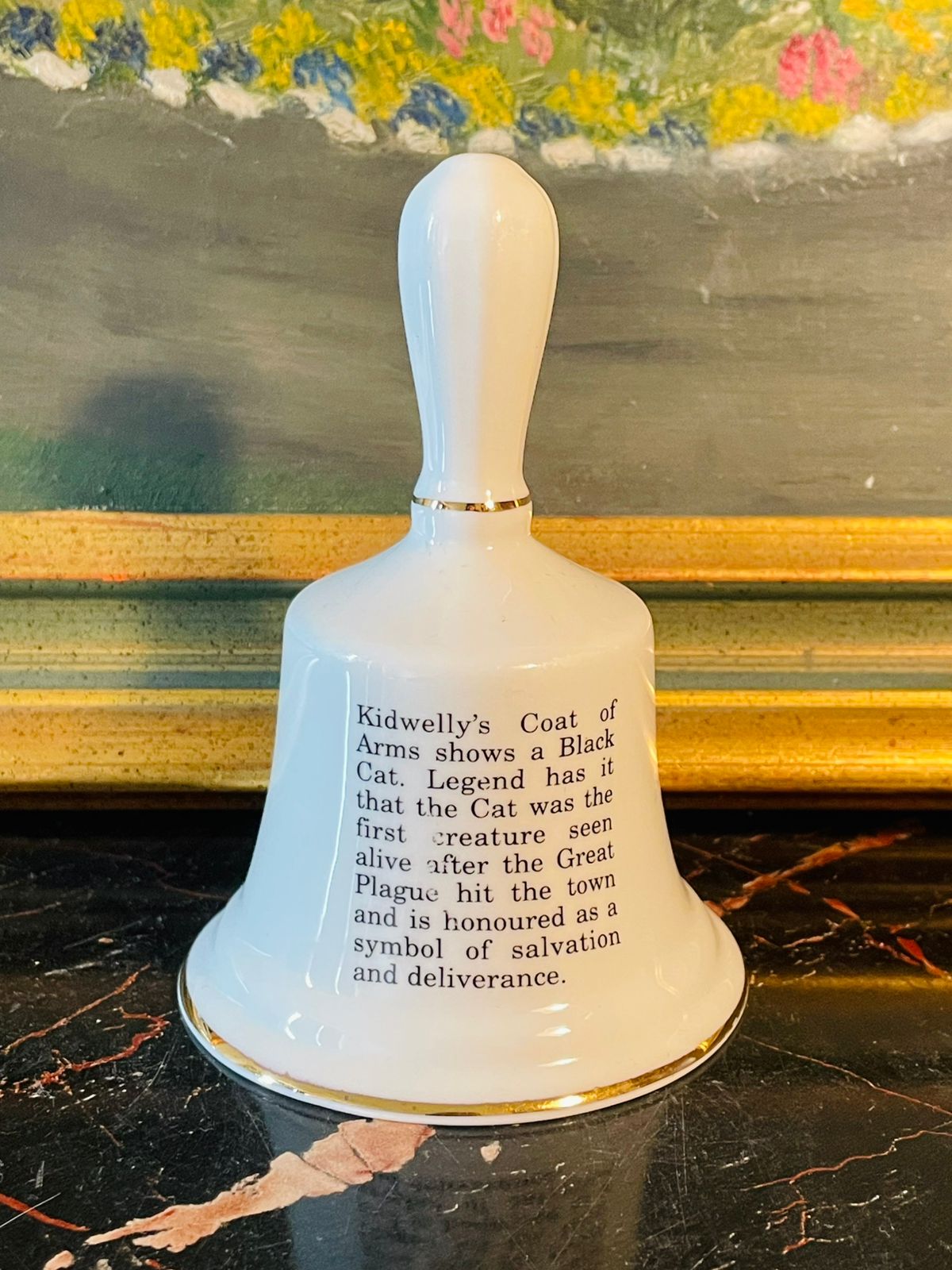 Vintage “Kidwelly – Cydweli” Fine Bone China Bell – Welsh Heritage Design – 5 Inches Tall