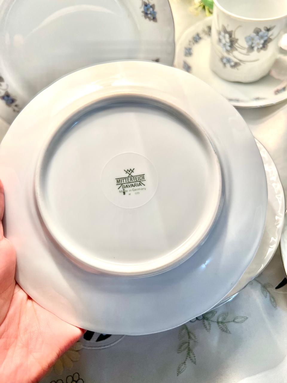 Mitterteich Bavaria Germany Blue Floral 14-Piece Cup & Plate Set