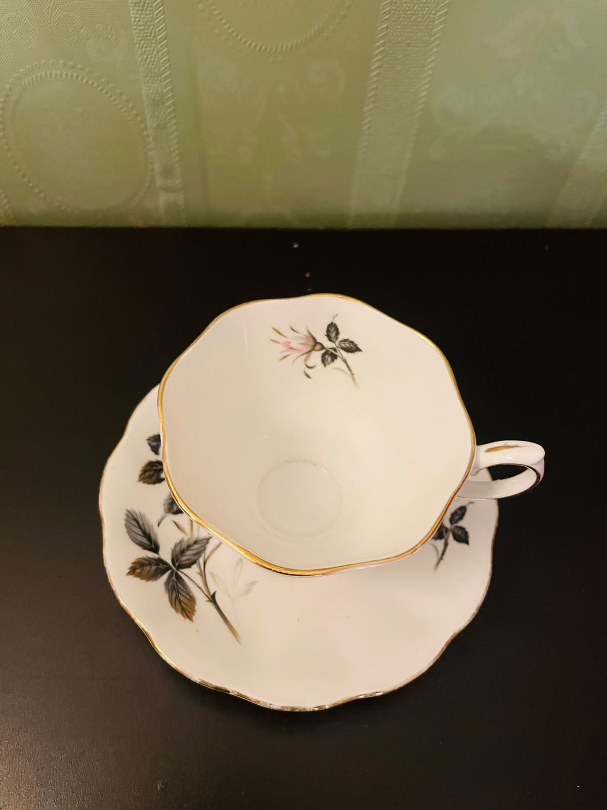 Royal Albert Queen’s Messenger Tea Cup & Saucer Set