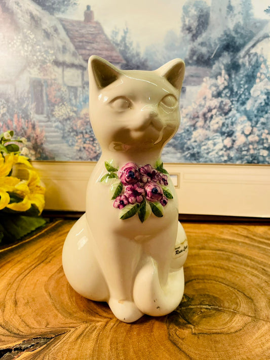 Vintage White Cat Figurine with Floral Collar – Ceramic Decor