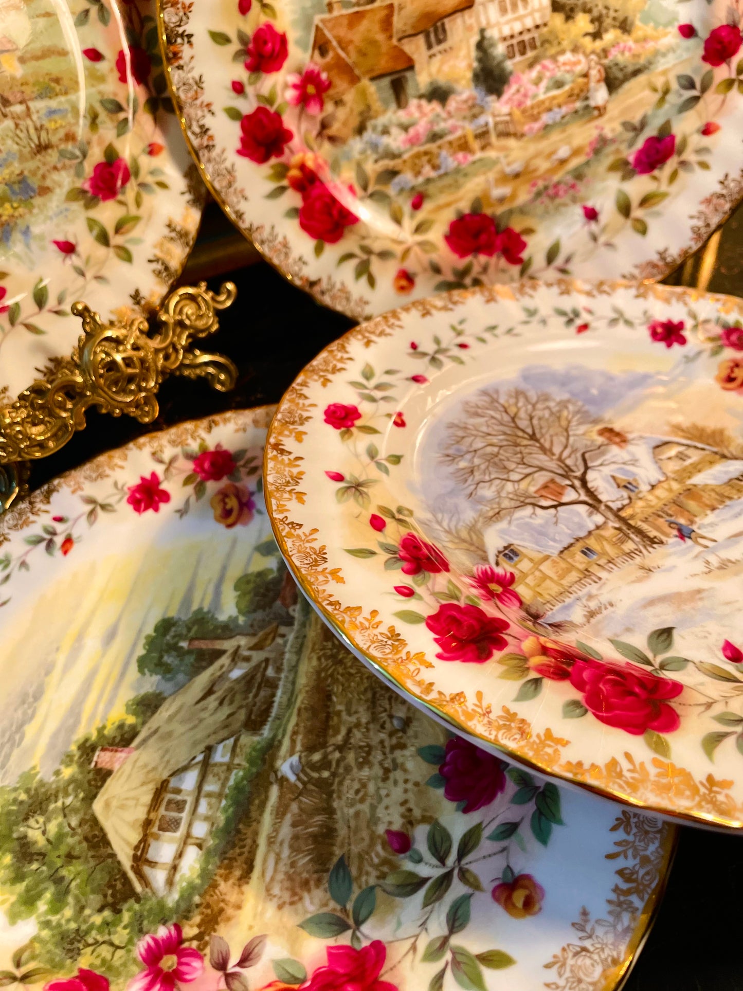 Royal Albert - Set of 4 - “Four Seasons” Decorative Plate by F.F. Errill | 22kt Gold Trim