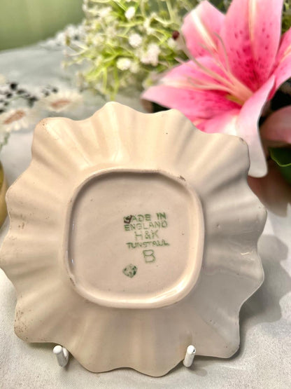 H&K Tunstall Floral Scalloped Dish Green Trim 11 cm