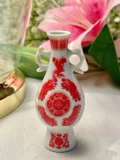 Franklin Porcelain Red & White Double-Handle Vase, 3.5 in