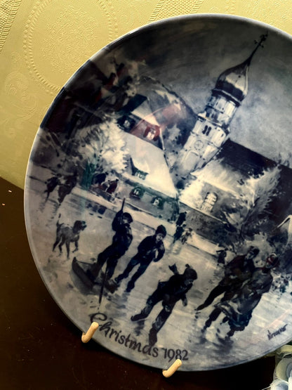 Berlin Design Christmas Eve Wasserburg Plate 8 Inch