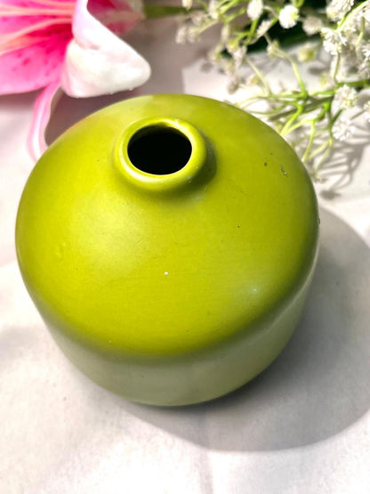 Green Ceramic Bud Vase Rounded Form 4 Inch