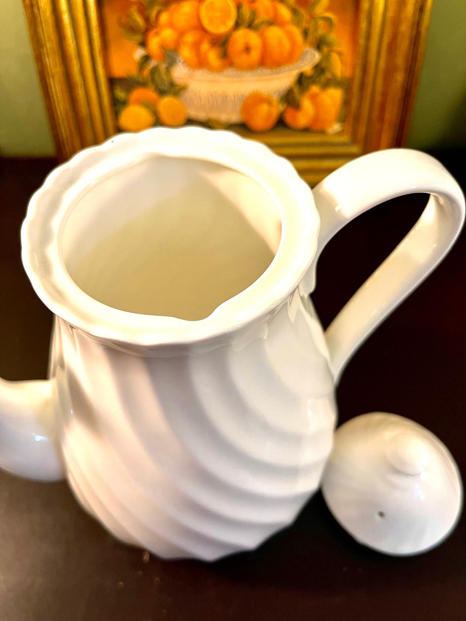 Vintage White Swirl Porcelain Tea Pot – 9 Inch