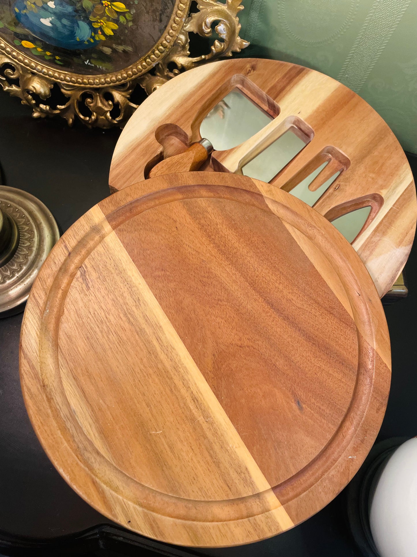Acacia Wood Cheese Board & Stainless Steel Cheese Knife Set Round