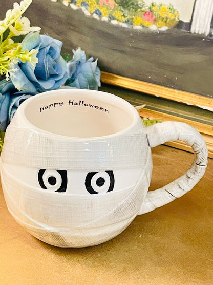 Vintage-Style Halloween Mummy Jumbo Mug