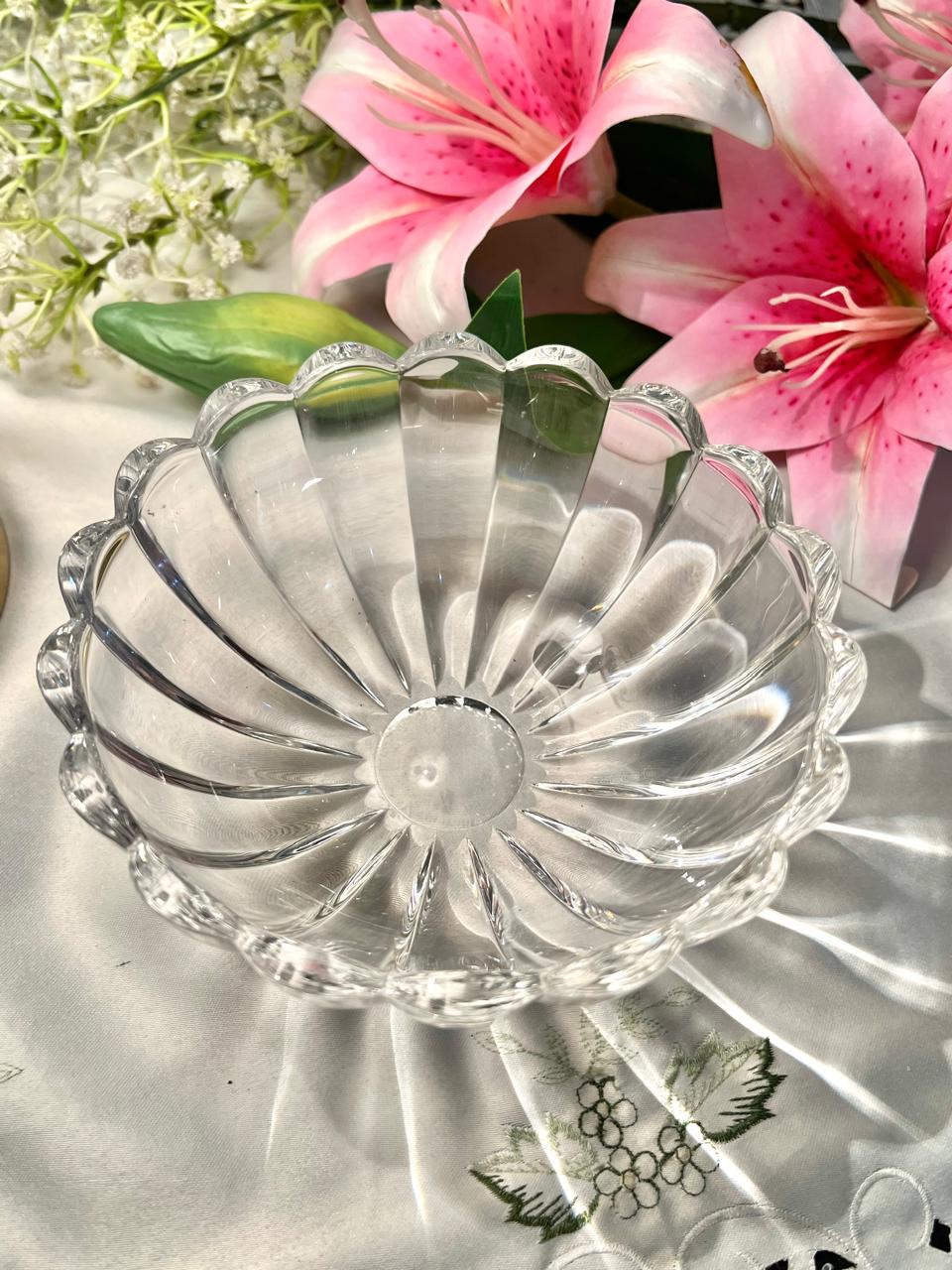 Vintage Clear Crystal Scalloped Large Serving Bowl – 6.5 Inch