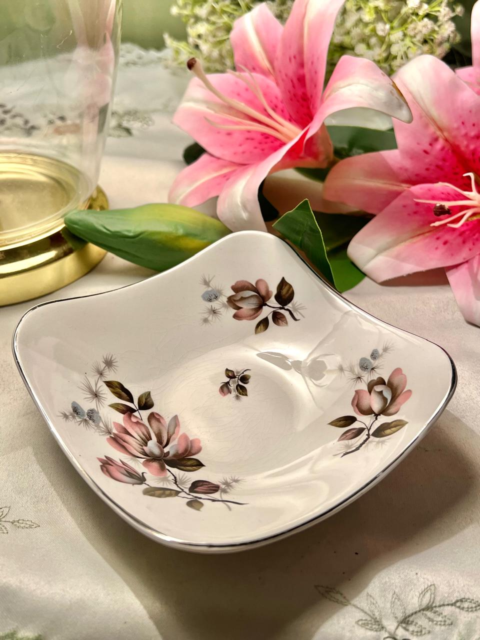 Midwinter Stylecraft Floral Square Dish – Approx. 6 Inch