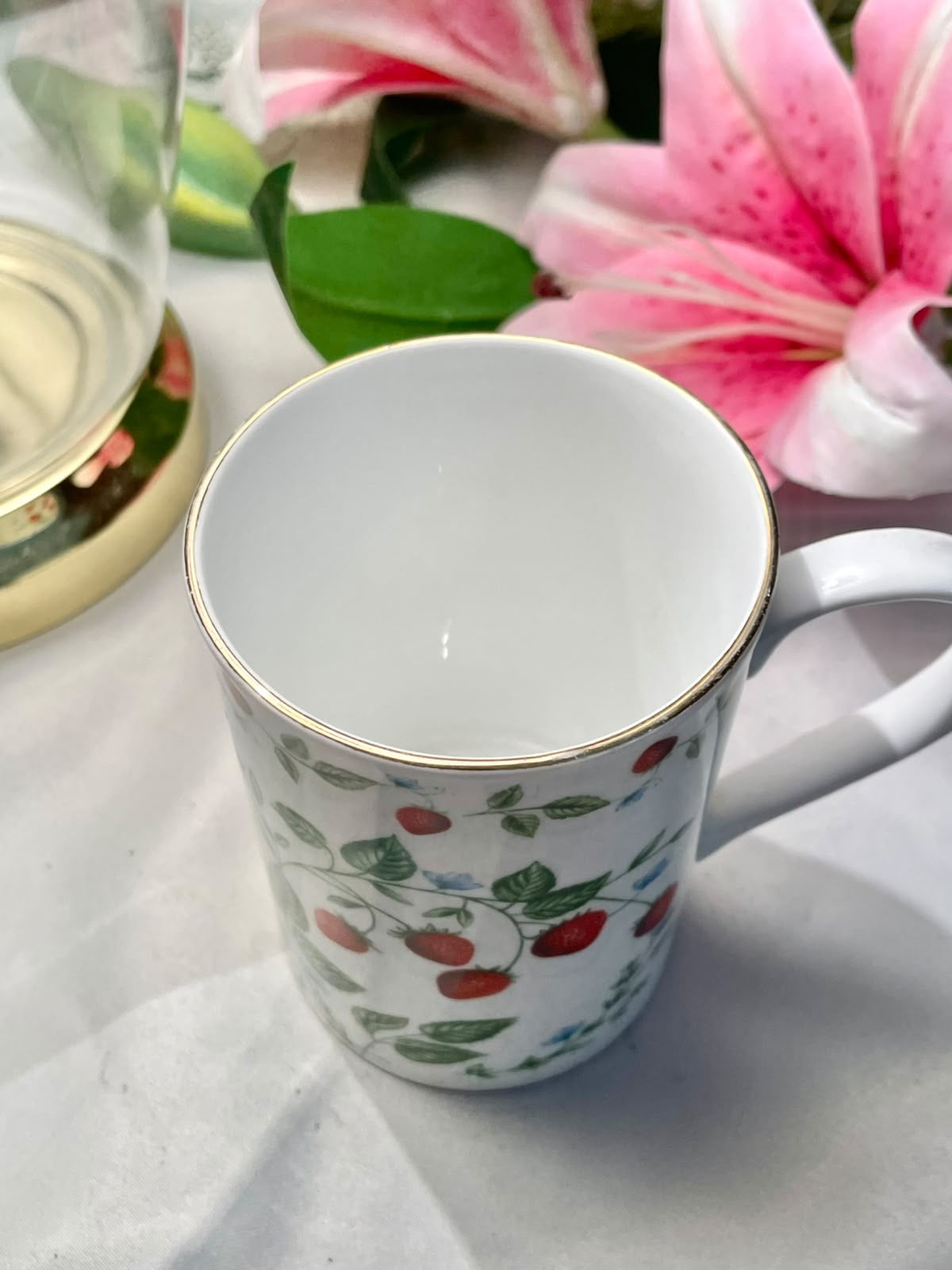 Seville Ceramics Bone China Strawberry Floral Mug 11cm