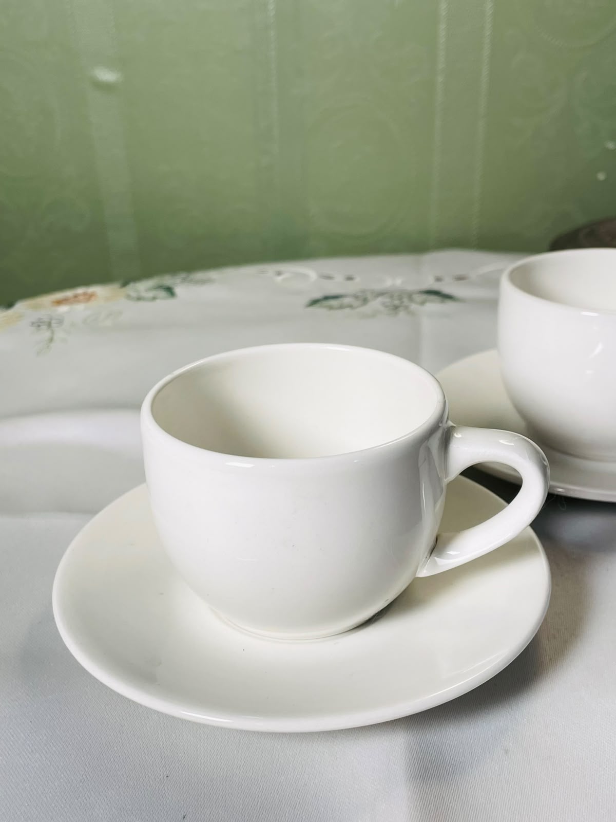 Vintage White Italian Coffee Cup & Saucer 4-Piece Set 8 cm