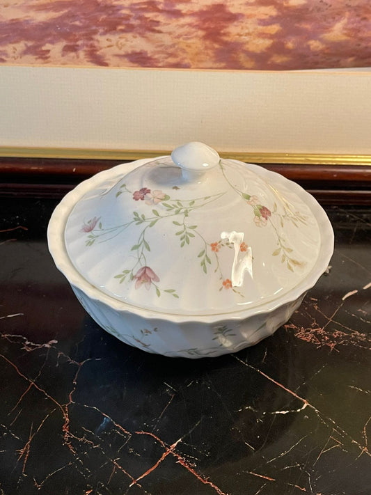 wedgwood campion bowl, fine bone china england, wedgwood serving dish, vintage wedgwood bowl with lid, collectible english china, floral bone china dish, wedgwood tableware pakistan, england bone china collectible, antique wedgwood serving bowl, campion pattern wedgwood, english dining decor, wedgwood collectible pottery