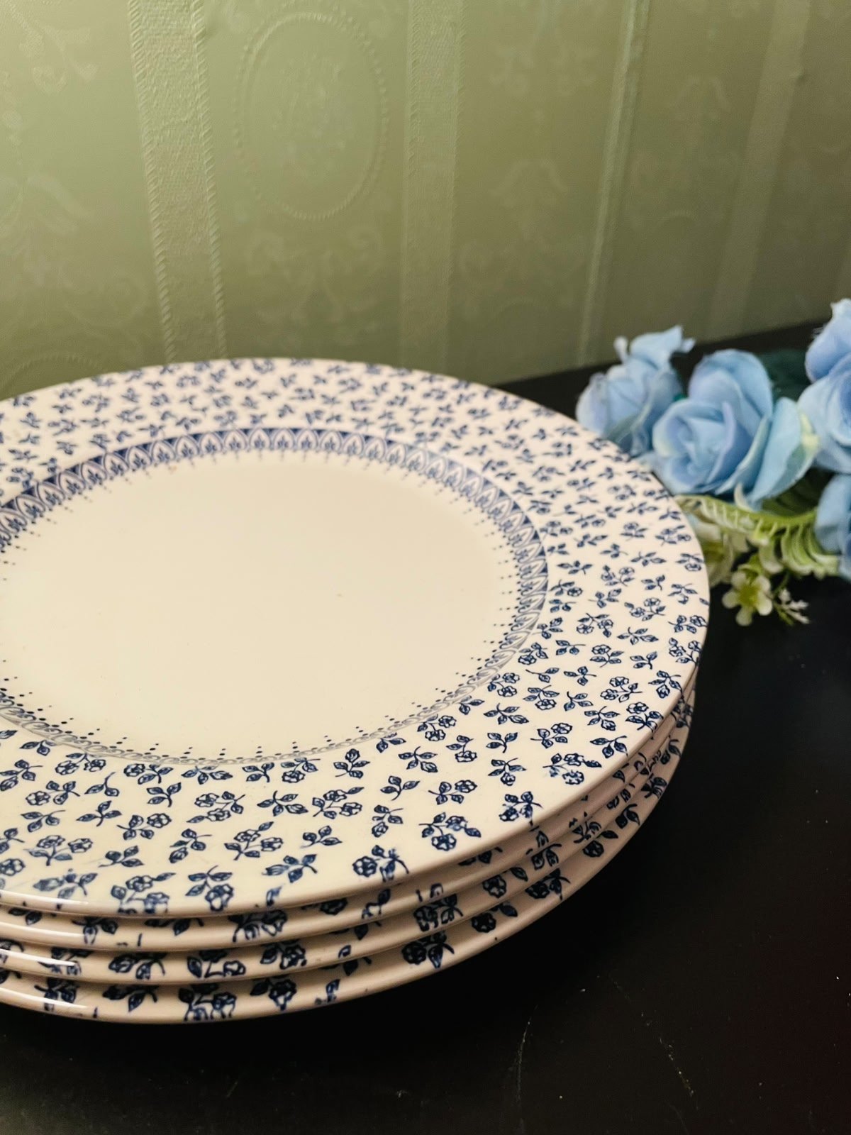 Vintage Blue Floral Dinner Plates Set Country Style