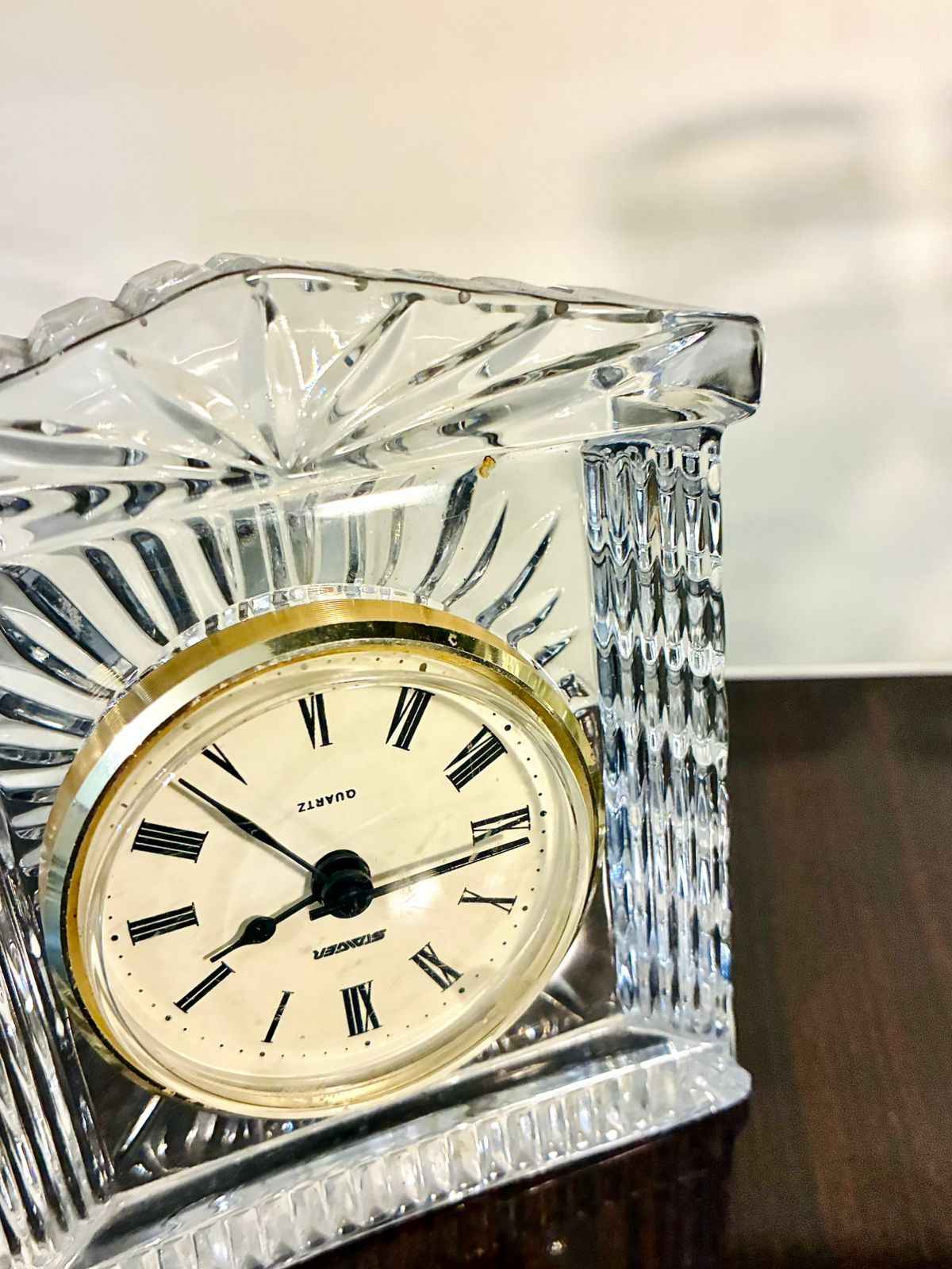 Vintage Crystal Table Clock – Decorative Glass Clock with Roman Numera ...