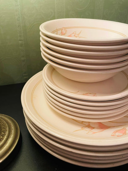 18 pcs Biltons England Floral Dinnerware Set for 6 Persons