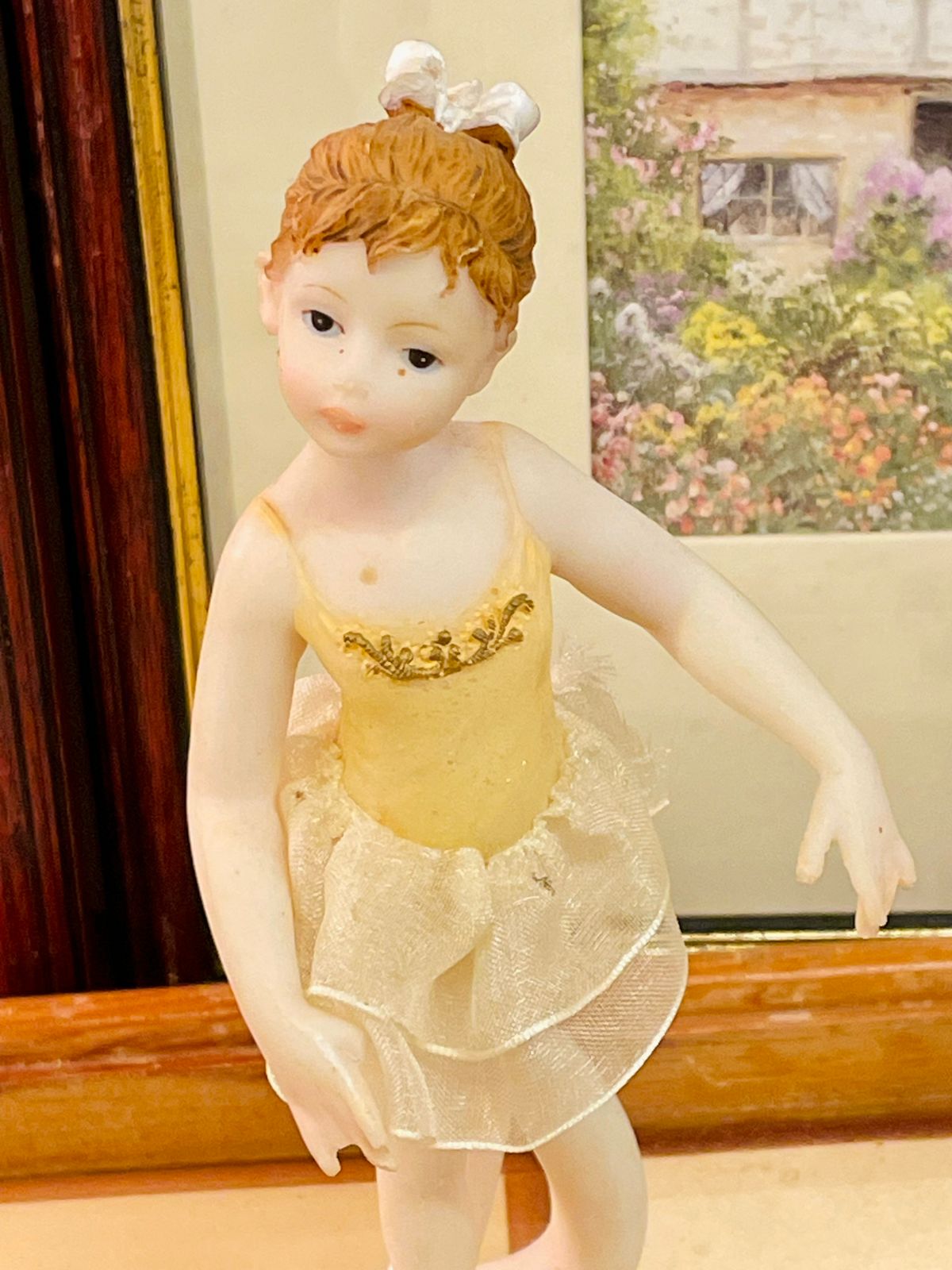 7” Ballerina Porcelain Figurine – Elegant Ballet Dancer Decor