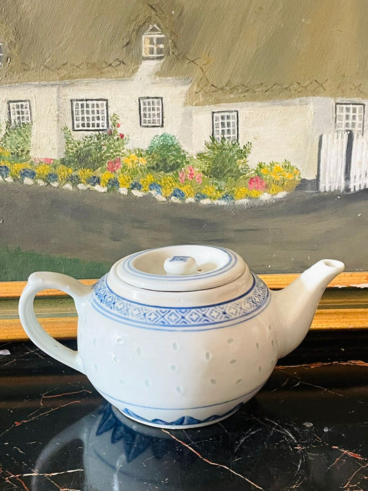 vintage blue and white teapot, rice grain porcelain china, chinese porcelain teaware, oriental blue pottery, 1980s chinese ceramics, vintage tea pot decor, asian art teapot, sunset kitchen vintage collection, rare thrift find pakistan