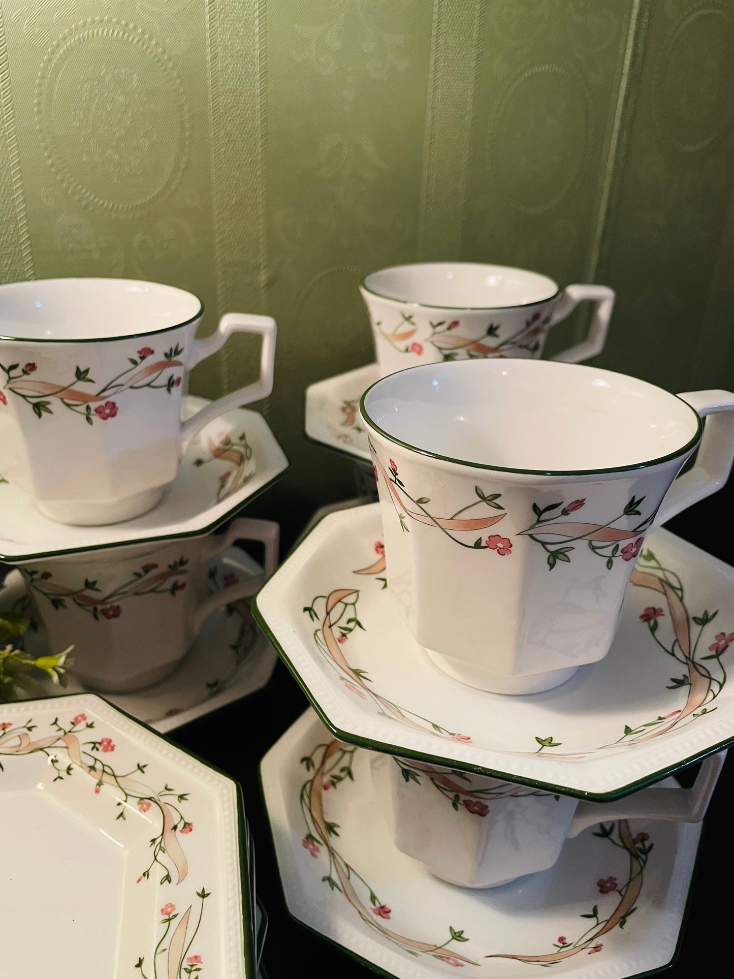 Johnson Bros Eternal Beau Tea Set For Six Persons