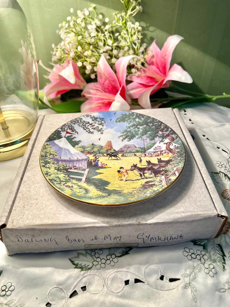 Royal Worcester Darling Buds of May Gymkhana Wall Plate 19 cm