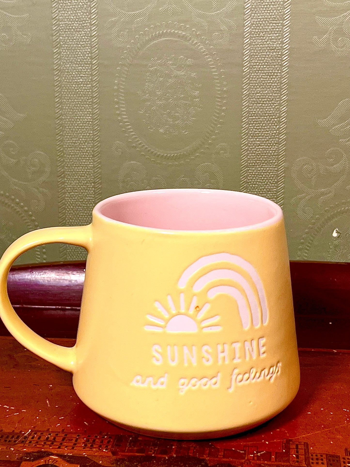 Yellow “Sunshine and Good Feelings” Ceramic Mug – Pink Interior Rainbow Design