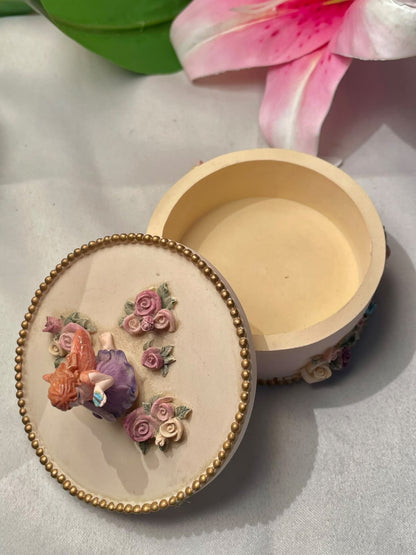 Vintage Lady & Rose Round Trinket Box Approx. 8 cm