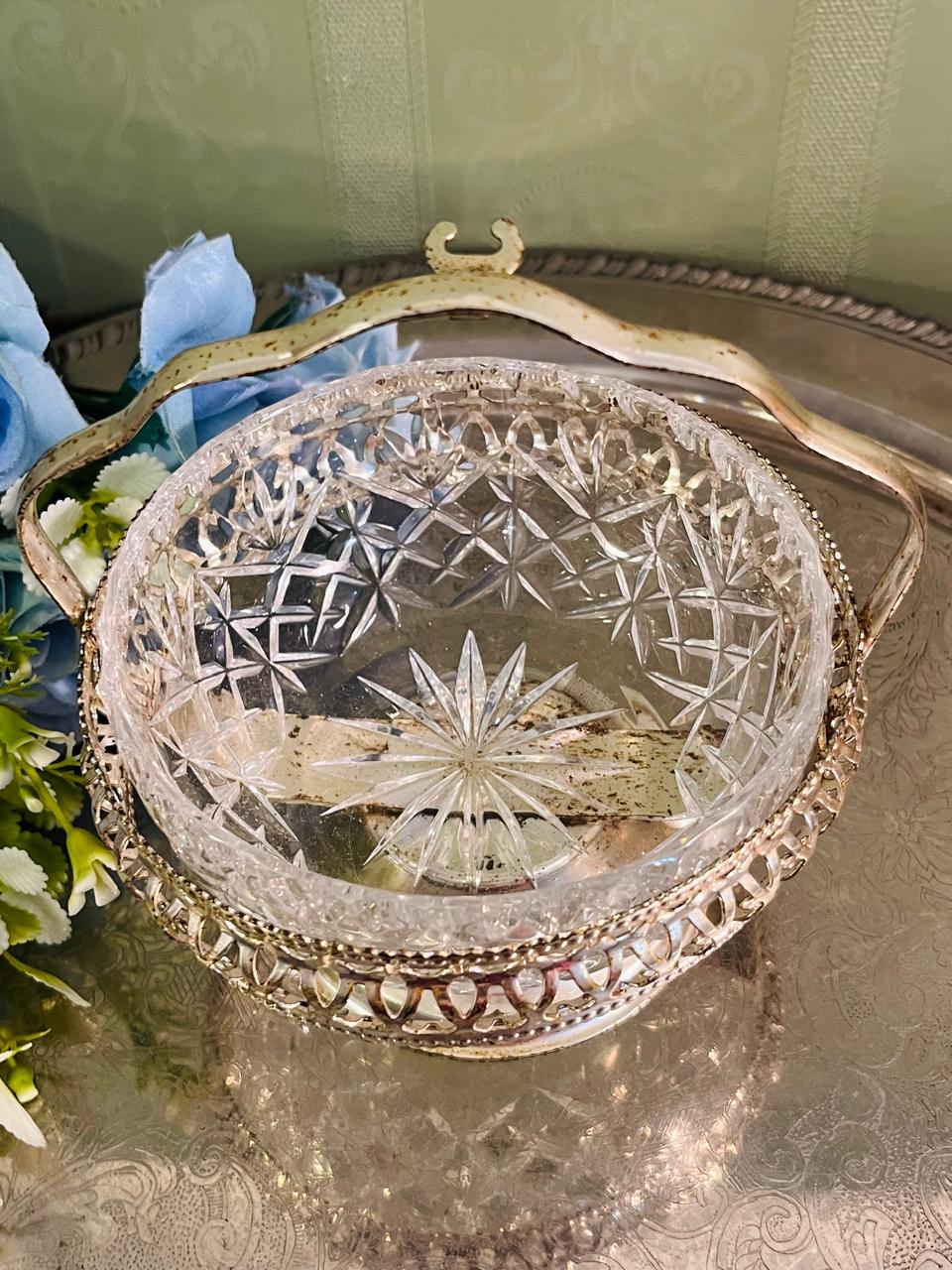 Vintage Cut Crystal Basket Bowl 13 cm Silver-Tone Handle