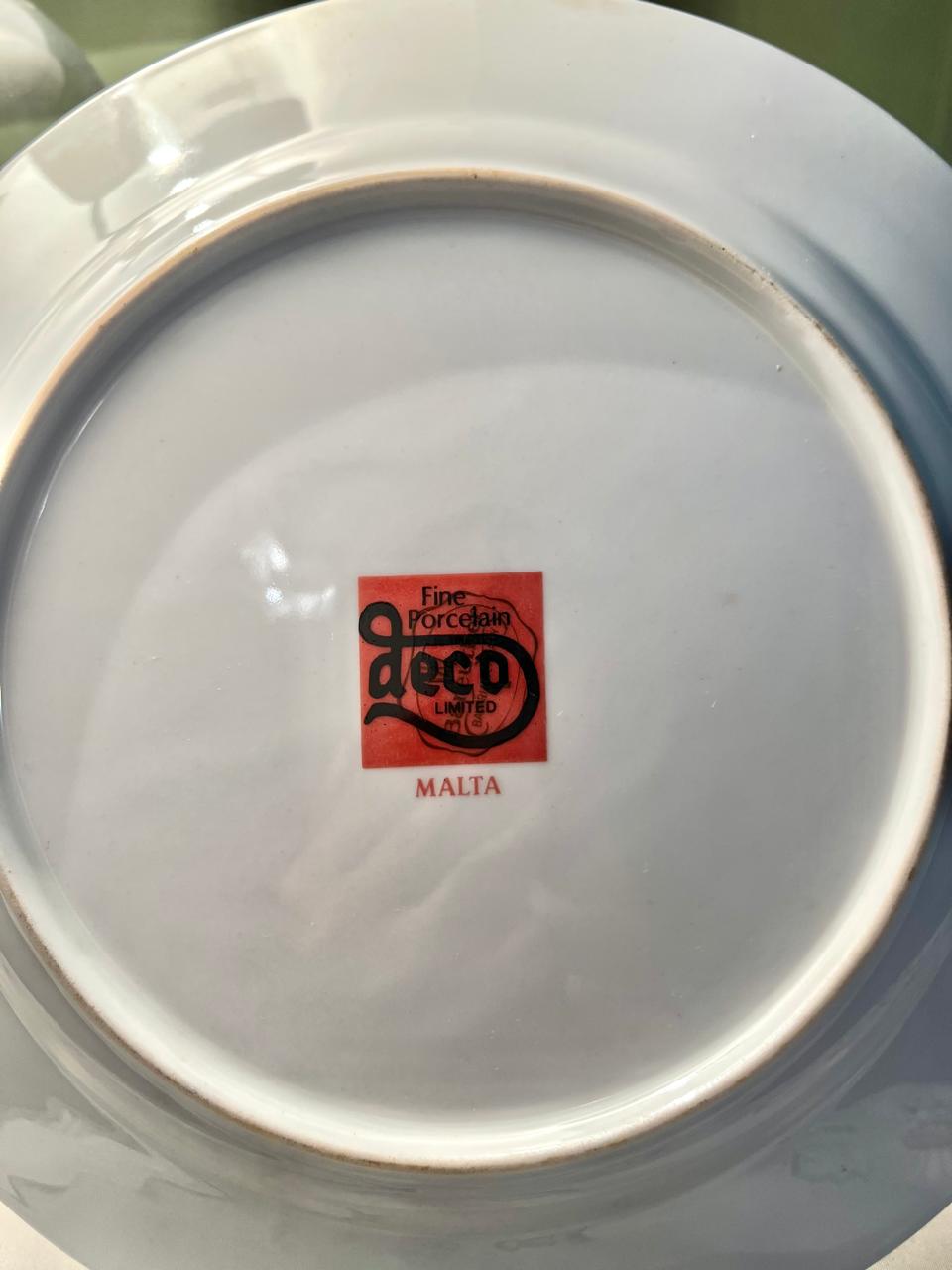 Adeco Malta Souvenir Fine Porcelain Wall Plate – 10 Inch
