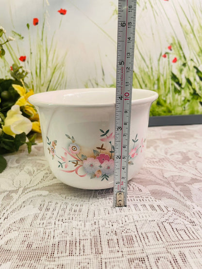 Vintage White Floral Ceramic Plant Pot – Cottage Planter