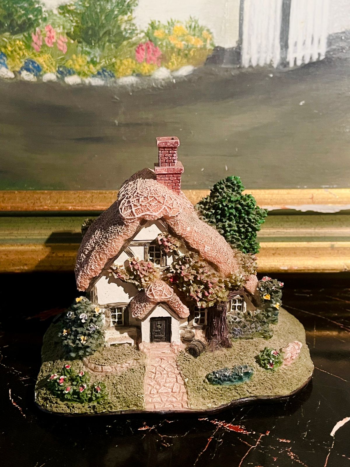 avoncollectibles, cherrycottage, villagegreencollection, englishcottage, vintagefigurine, cottagecoredecor, miniaturehouse, collectibledecor, englishcountrycharm, sunsetkitchen, sunsetshop, homedecorpakistan