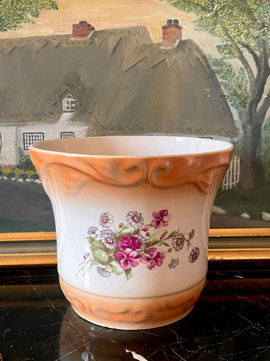 romanian ceramic planter, european vintage pottery, floral cachepot romania, hand-painted vintage pot, orange tone vase, cottagecore home decor, european thrift find, vintage floral crockery, sunset kitchen decor, high-end thrift pakistan