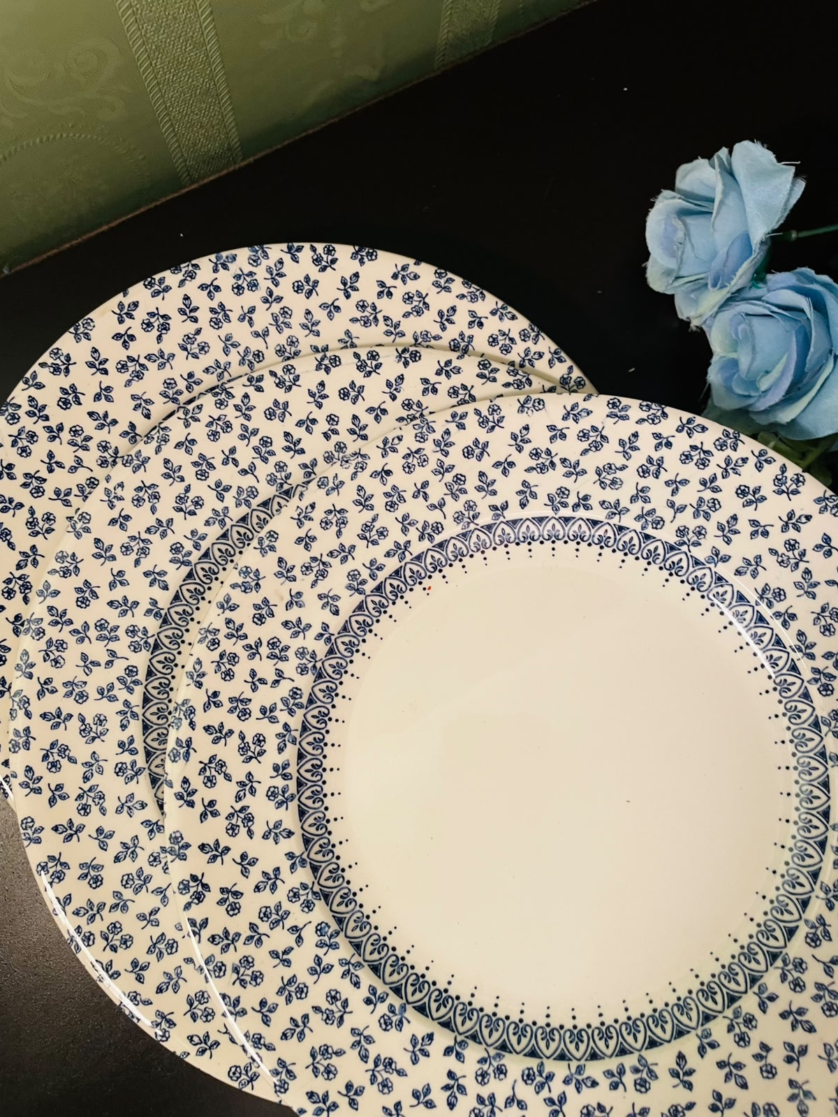 Vintage Blue Floral Dinner Plates Set Country Style