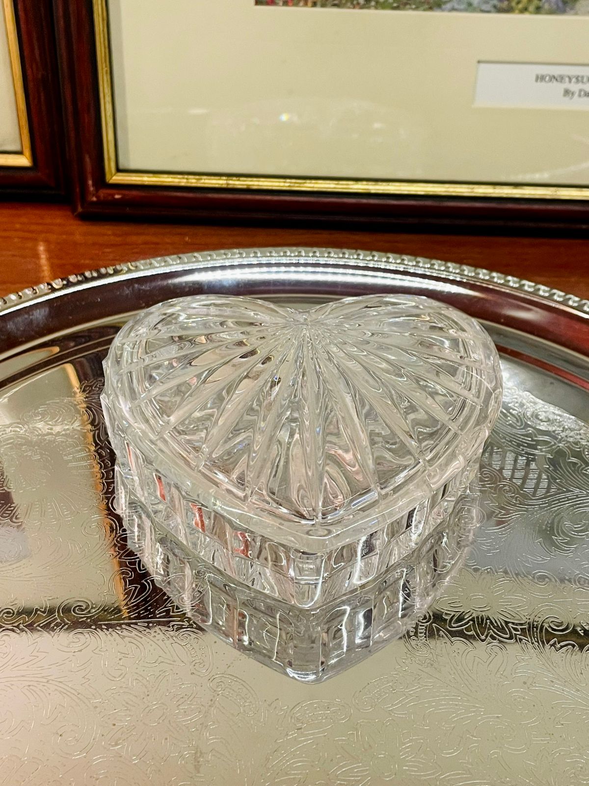 Vintage Heart-Shaped Crystal Trinket Box – Jewelry & Keepsake Storage