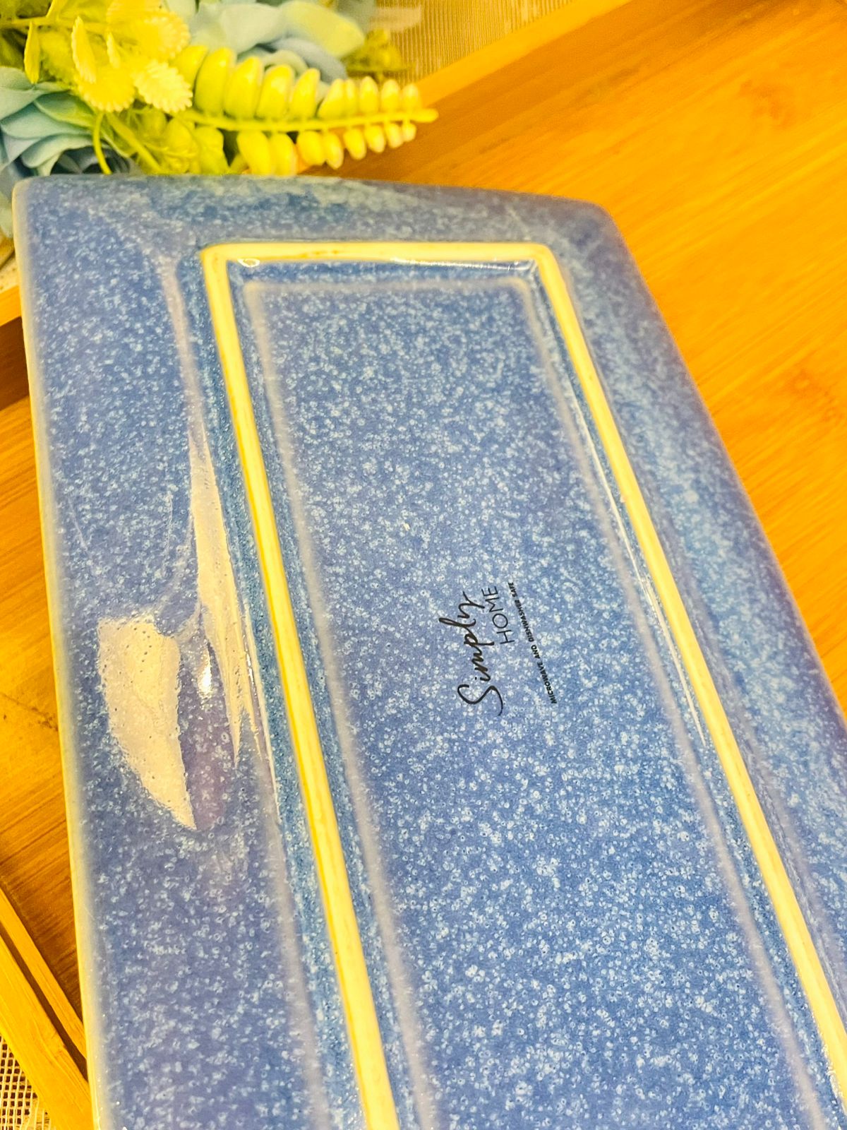 Geometric Porcelain Plater – Oven Safe with Triangular Design – 11 Inches