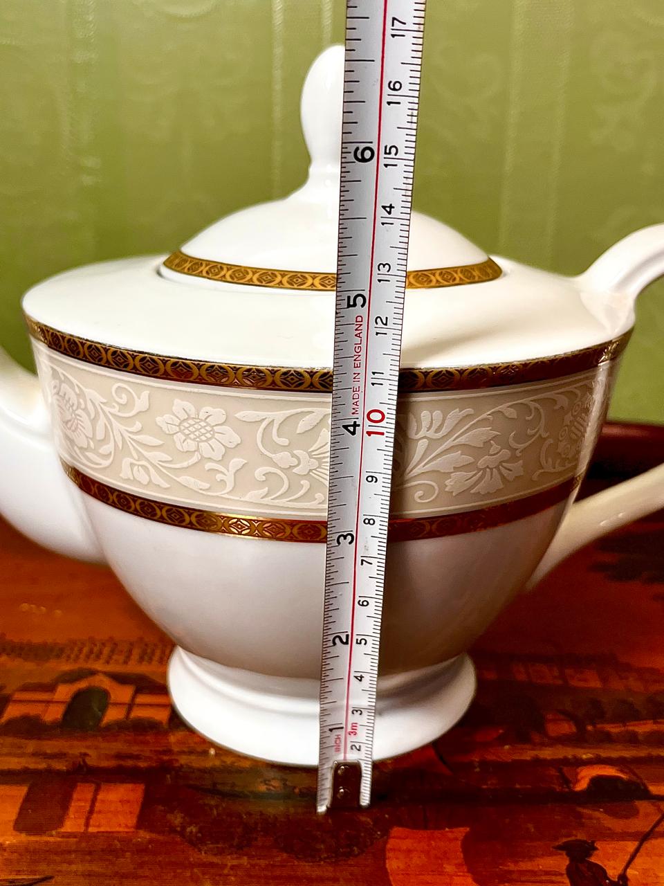 Vintage Porcelain Teapot with Gold Border | White Tea Pot | 6.5 Inch