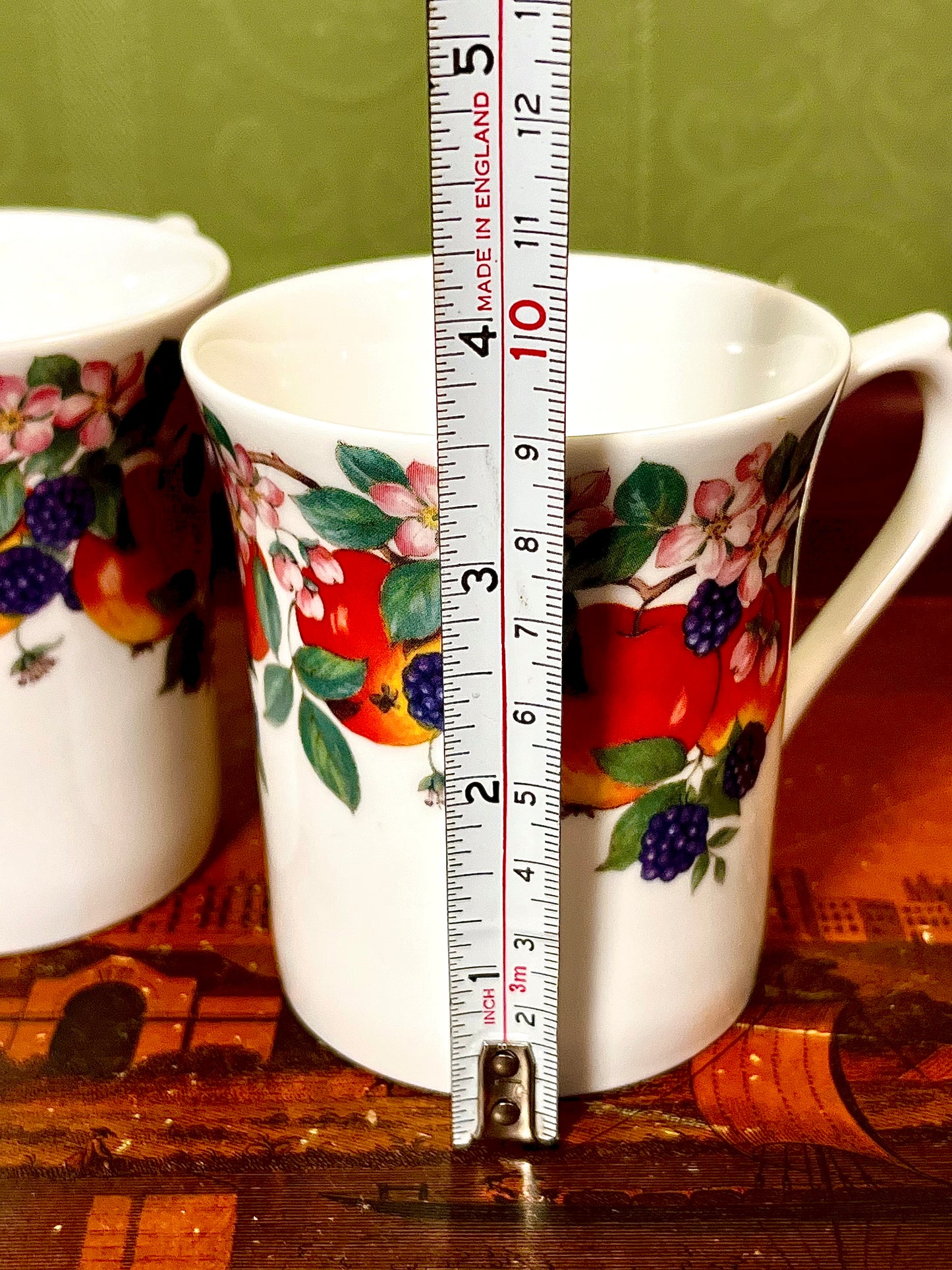 Crown Clarence Fine Bone China Apple & Blackberry Mugs Set of 2 10cm