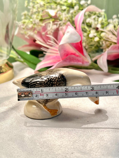 Cream Goose Ceramic Figurine Dark Wings 8cm - 1 Piece