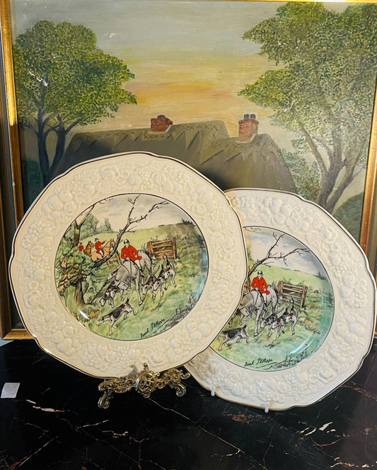 vintagecollection, crownducal, englishvintage, antiqueplates, wallplatecollection, sunsetkitchen, cottagecoredecor, classicbritishart, foxhuntdecor, vintagehomepakistan, retrotableware, ceramicart, sunsetvintage, homedecorfinds, timelessantiques