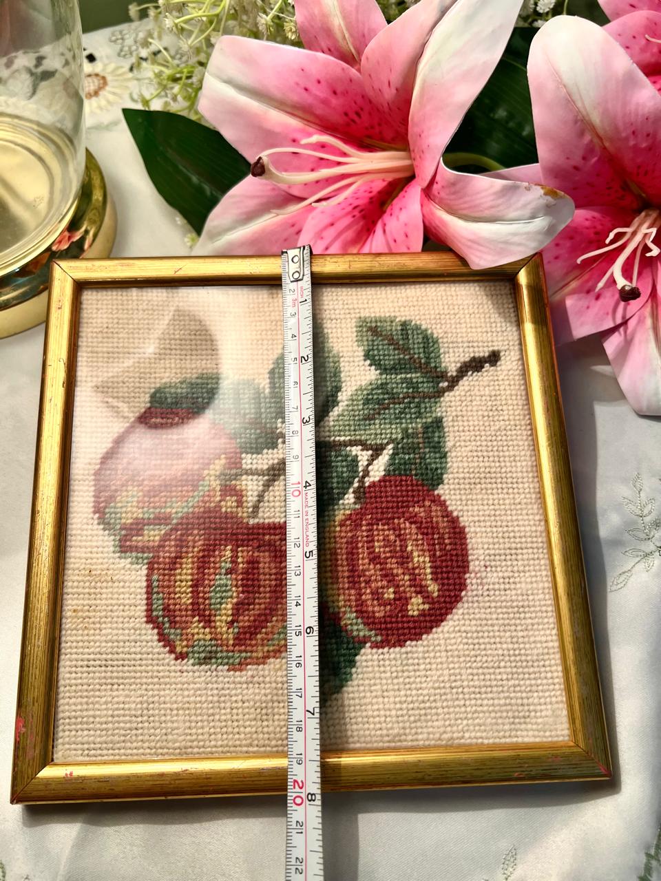 Apple Needlework Framed Artwork Gold-Tone Frame Approx. 20 cm