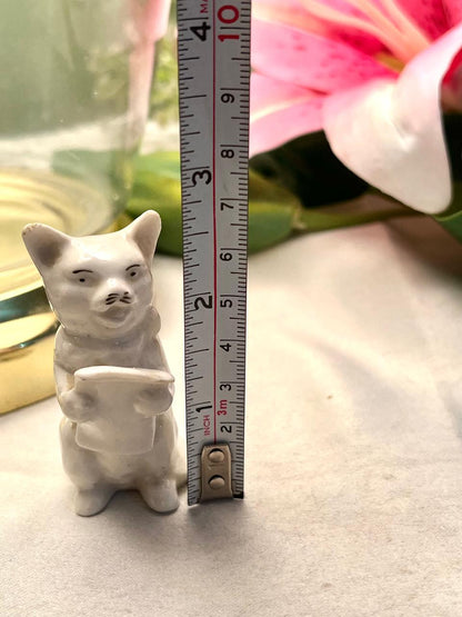 Vintage City of Truro Ceramic Cat Souvenir Figurine Approx. 6 cm