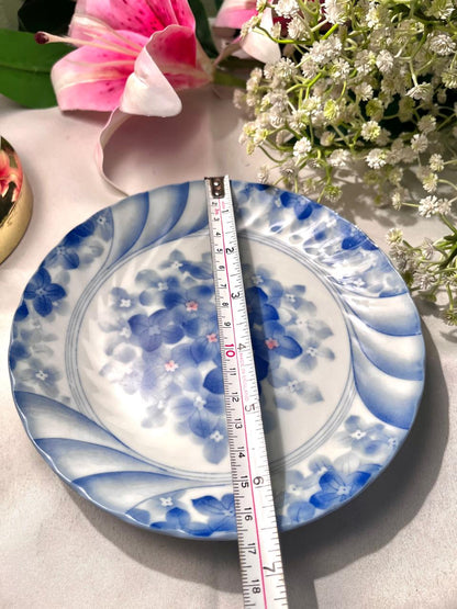 Blue Floral Porcelain Serving Bowl – 17 cm