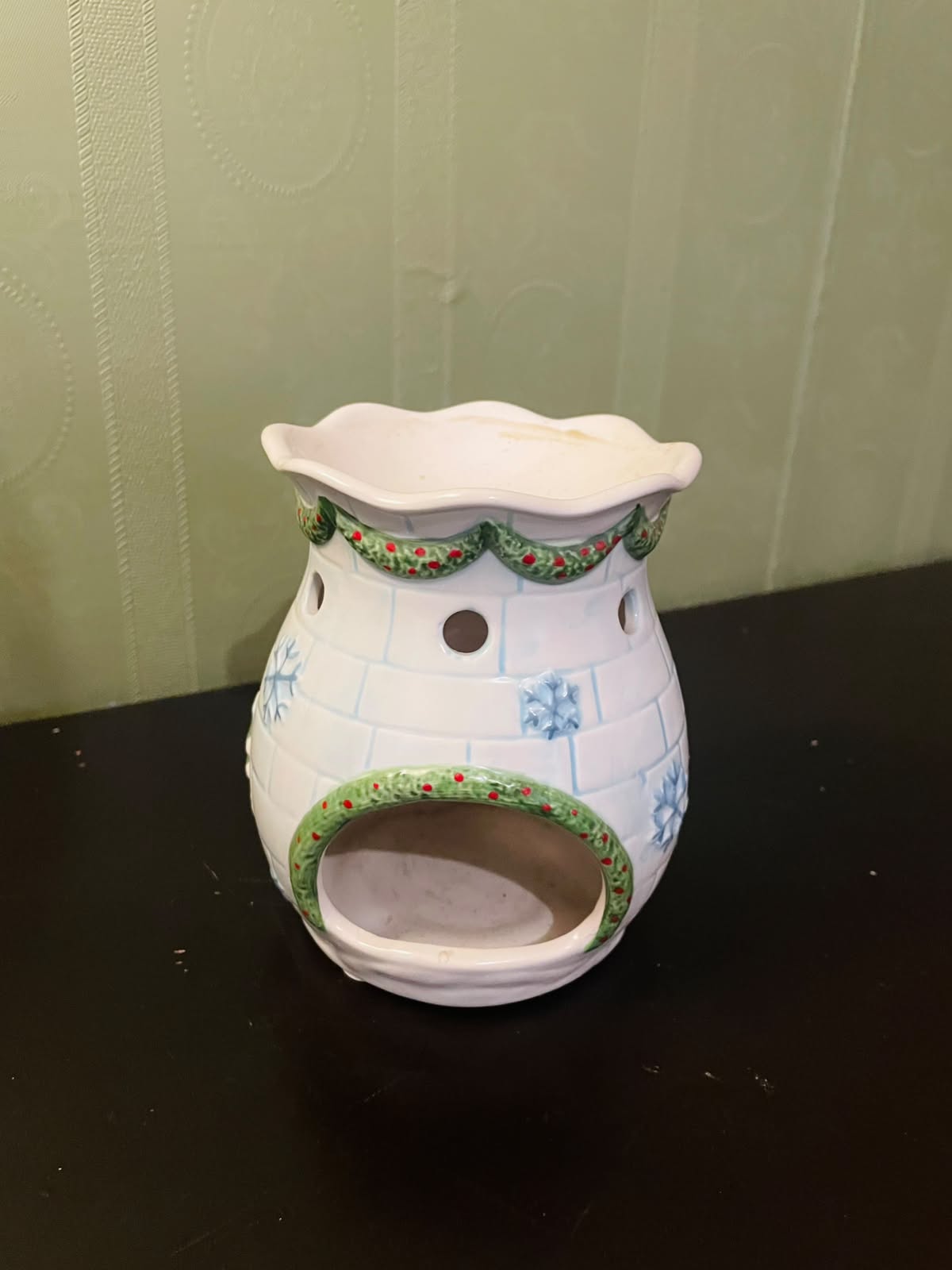 Christmas Penguin Ceramic Wax Melt Burner 5" Holiday Decor