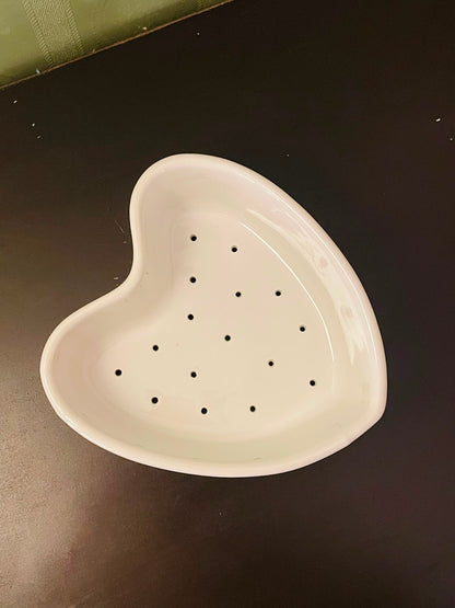 Apilco France White Porcelain Heart Drainer Dish 7 Inch