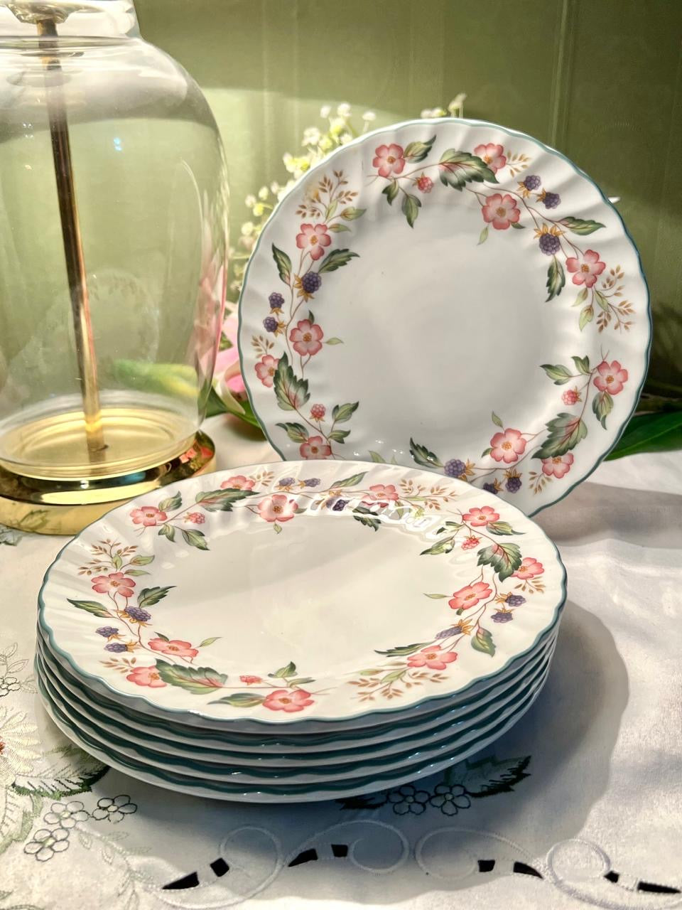 BHS Victorian Rose Floral Medium Plates Set of 6 Approx. 20 cm