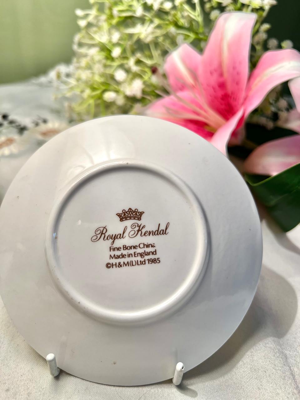 Royal Kendal Fine Bone China Fruit Wall Plate 11 cm