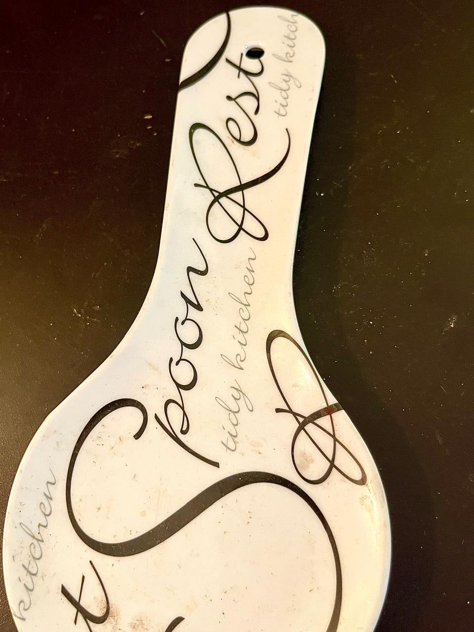 Modern Script Ceramic Spoon Rest