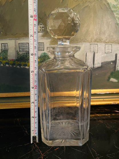 Vintage Crystal Glass Decanter with Faceted Stopper ( 21.5cm )– Cut Star Base – England