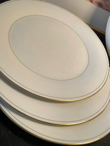 Set of 4 St. Michael Lumiere Fine China Dinner Plates – Gold Rim, England